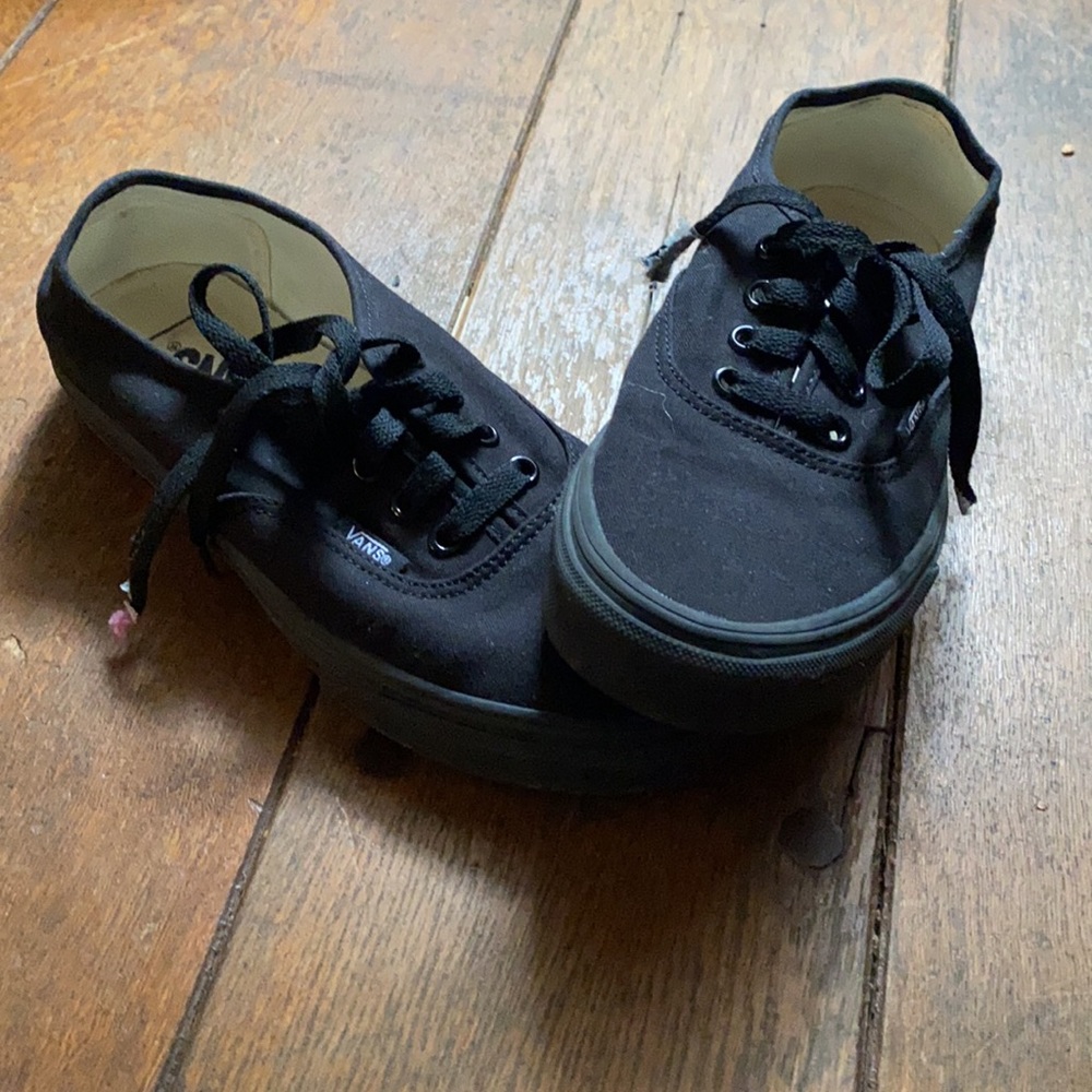 Vans low top
